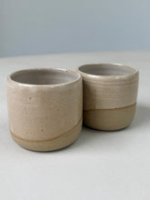 Afbeelding in Gallery-weergave laden, Set van 2 koffiekopjes - Pearl
