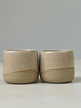 Afbeelding in Gallery-weergave laden, Set van 2 koffiekopjes - Pearl
